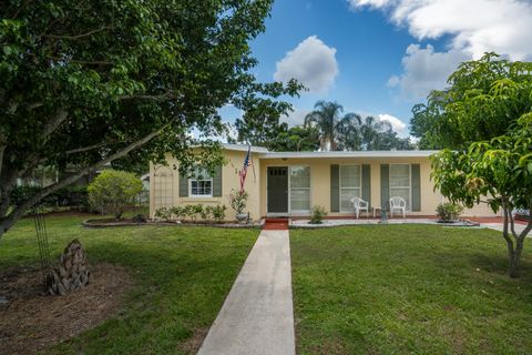 A home in Port St Lucie