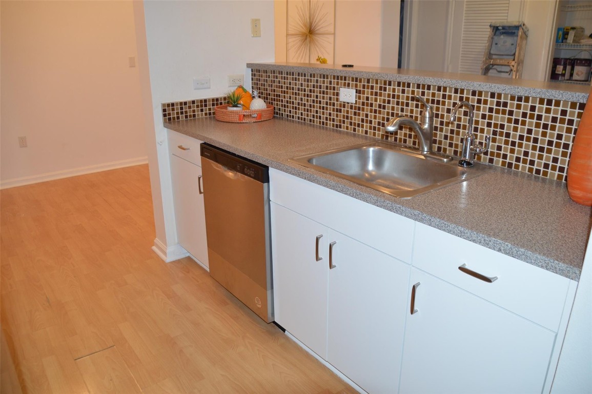 533 NE 3rd Avenue 141