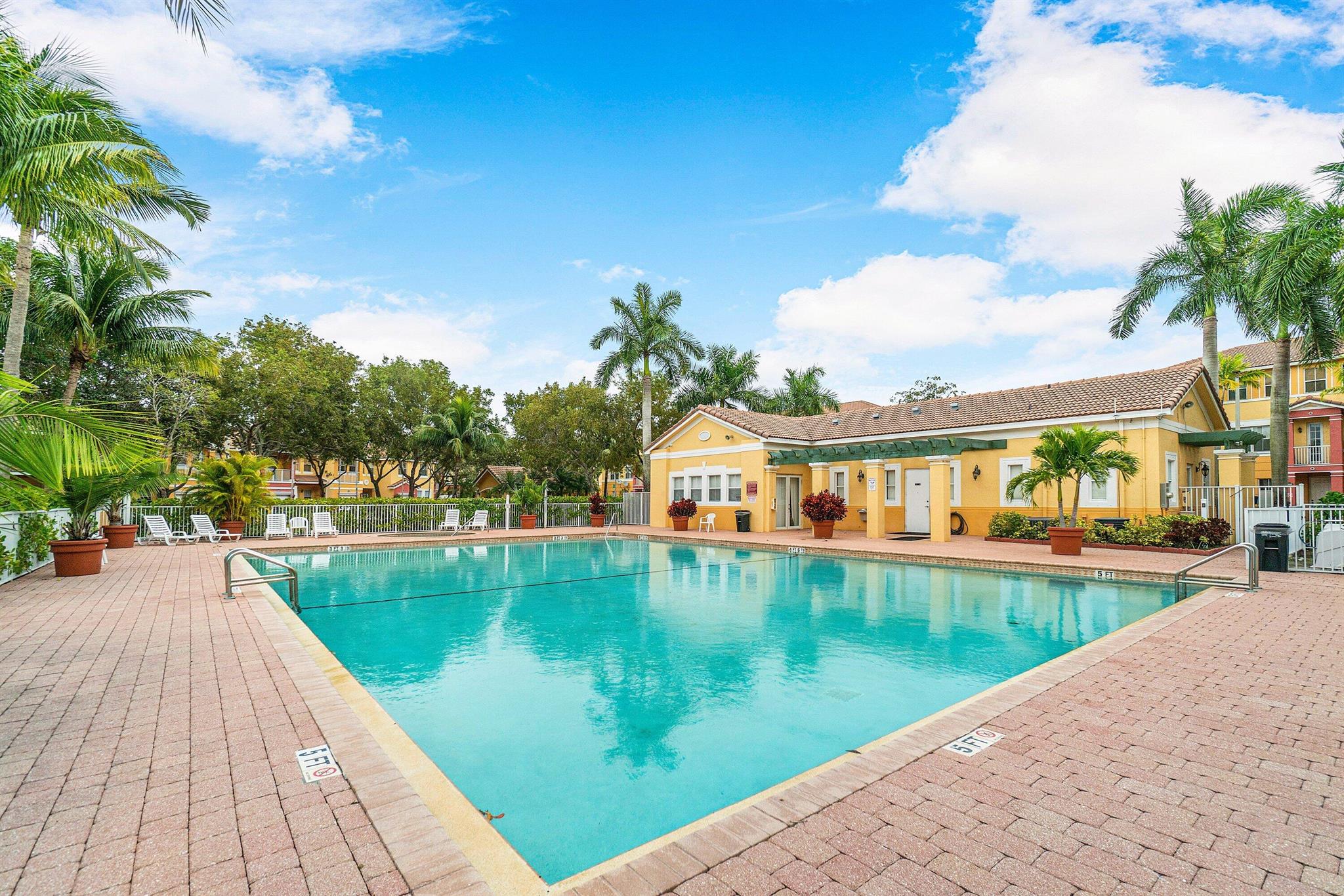 SHOMA COURTYARDS I AT ROY - Residential Lease