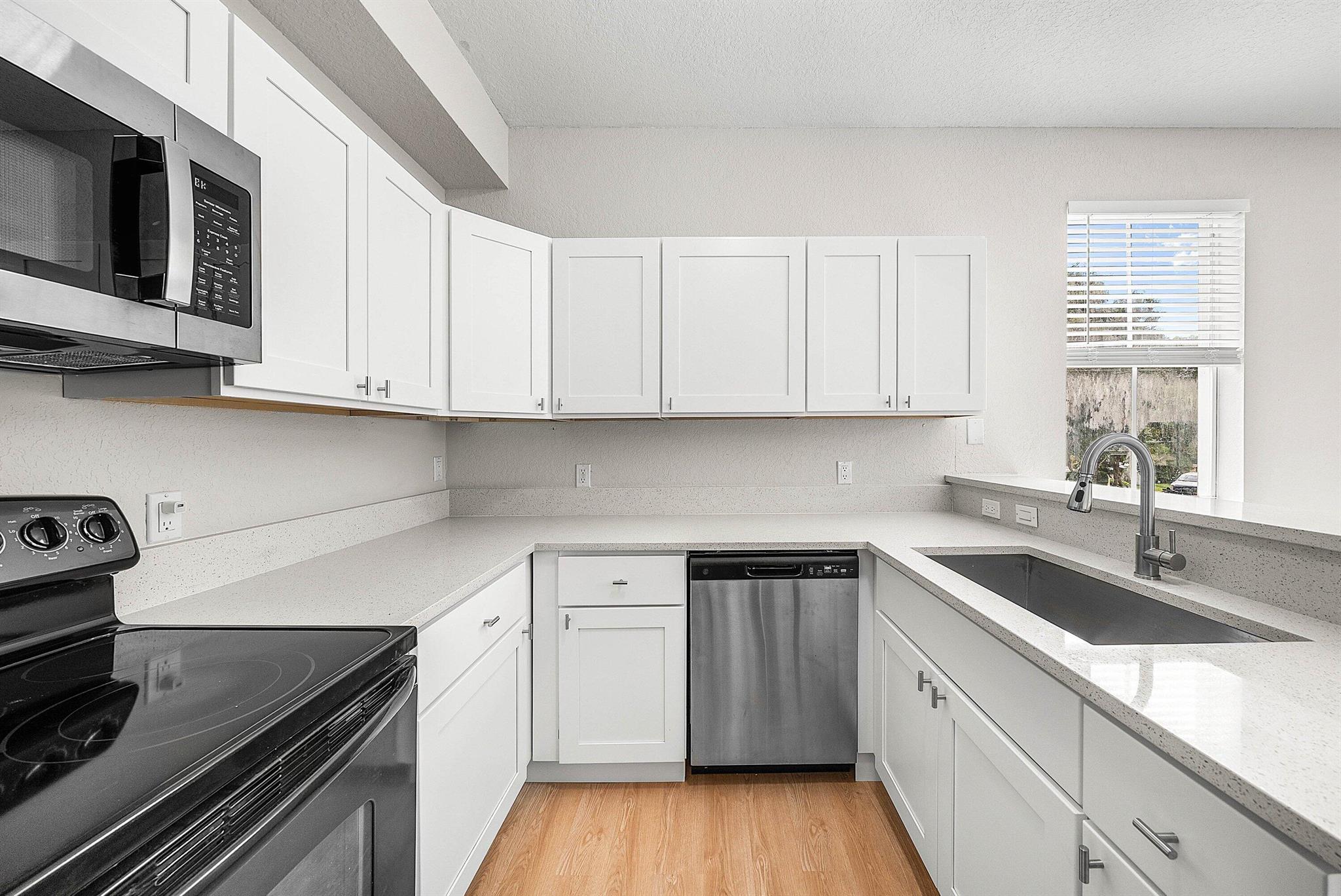 SHOMA COURTYARDS I AT ROY - Residential Lease