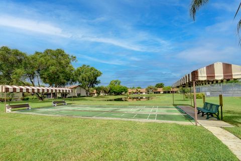 Tiny photo for 3593 Crab Apple Trail #B, Lake Worth, FL 33467 (MLS # R11163433)