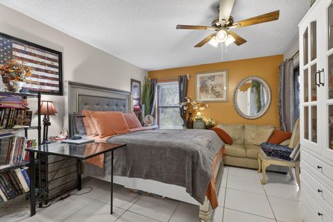 Tiny photo for 3593 Crab Apple Trail #B, Lake Worth, FL 33467 (MLS # R11163433)