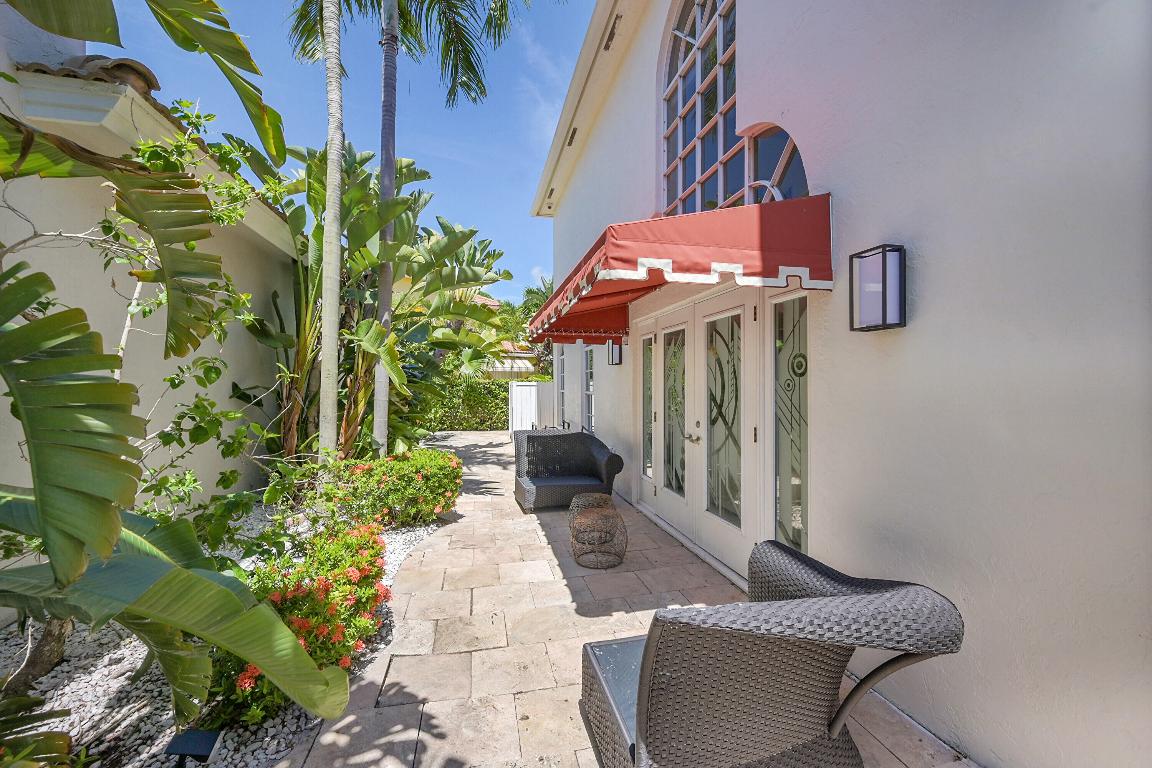 Delray Beach, Florida, 33483, United States, 3 Bedrooms Bedrooms, ,3 BathroomsBathrooms,Residential,Active,1998805