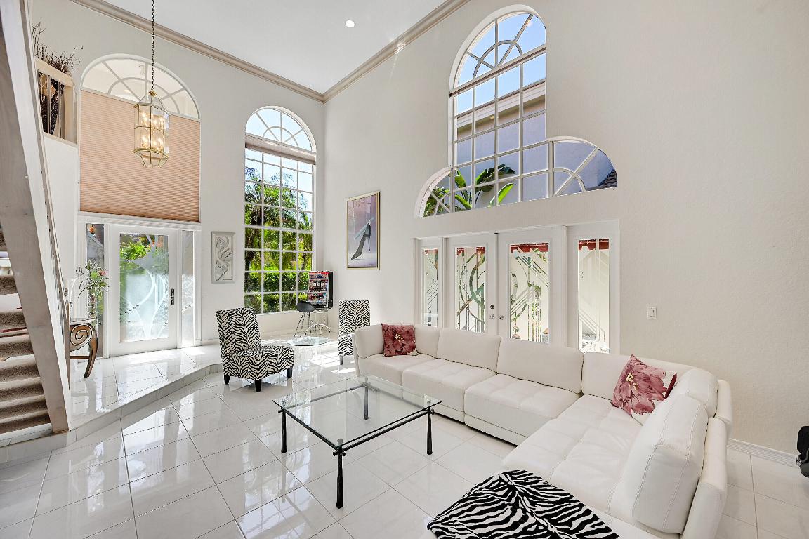 Delray Beach, Florida, 33483, United States, 3 Bedrooms Bedrooms, ,3 BathroomsBathrooms,Residential,Active,1998805