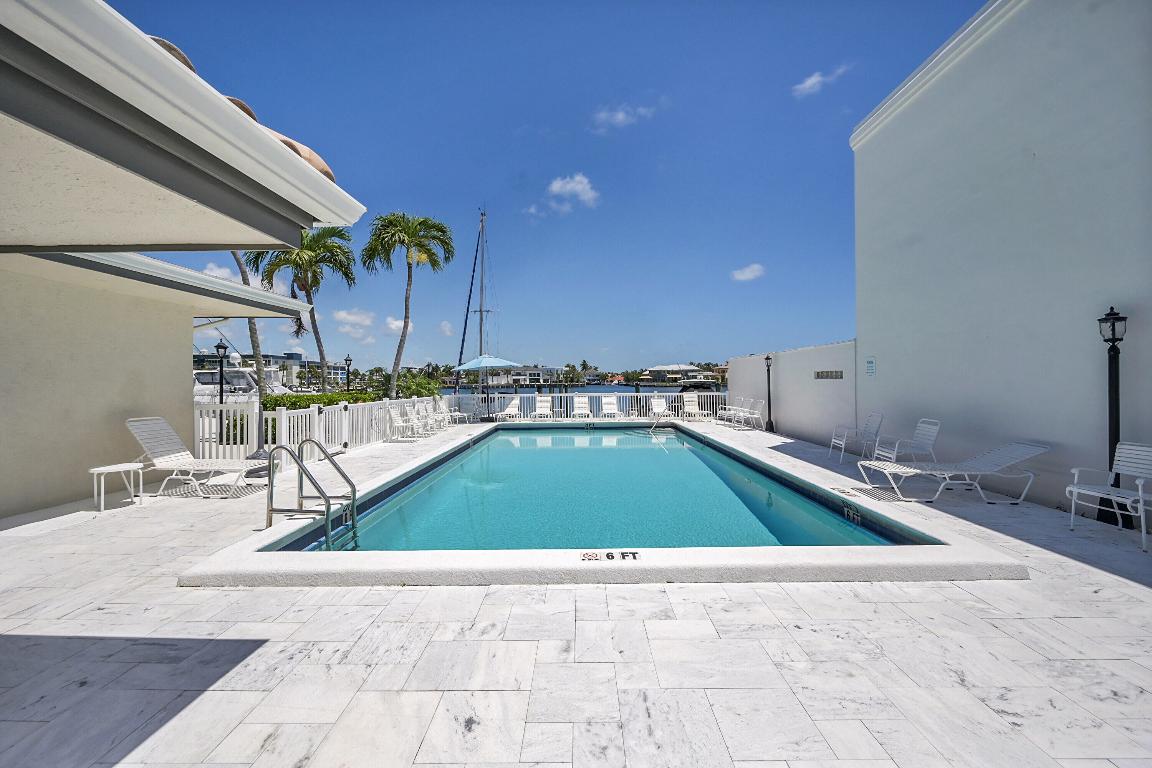 Delray Beach, Florida, 33483, United States, 3 Bedrooms Bedrooms, ,3 BathroomsBathrooms,Residential,Active,1998805