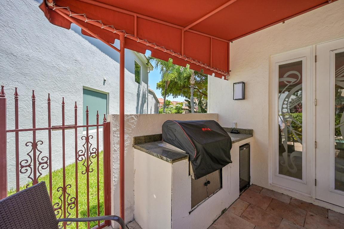 Delray Beach, Florida, 33483, United States, 3 Bedrooms Bedrooms, ,3 BathroomsBathrooms,Residential,Active,1998805