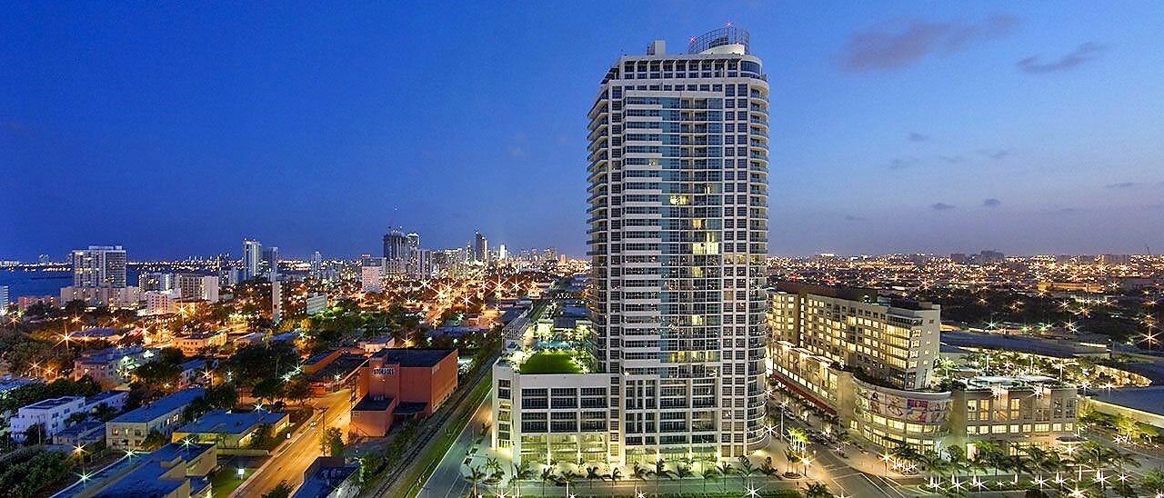 Public Remarks: Big size contemporary Studio +Den in the heart of Midtown Miami. one of the most wanted areas in Miami to live in direct access to Miami Beach, Brickell area, Wynwood and Miami International Airport. 9 ft ceilings, floor to ceiling glass windows with city views, upgraded kitchen with white quartz expanded counter, professionally built walk in closets and blinds, tile floors, most desired floor plan with full size washer and dryer in the unit. Best location in Midtown, walking distance to shopping, dining and design district. Renovated amenities in the building, lobby and common areas. 24 hr concierge and security, full service building. Resort style heated pool with Bay views, cabanas, Jacuzzi, fitness center, secure indoor parking, on site manager and many more.