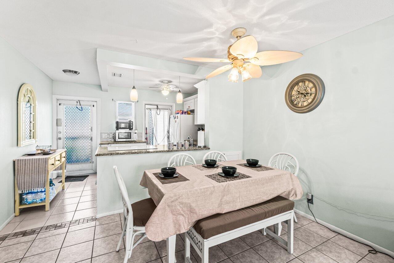 VILLAGE ROYALE CONDO 2 - Residential Lease