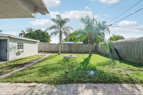 Tiny photo for 130 PLUM TREE Drive, Lake Worth, FL 33462 (MLS # B26084811)