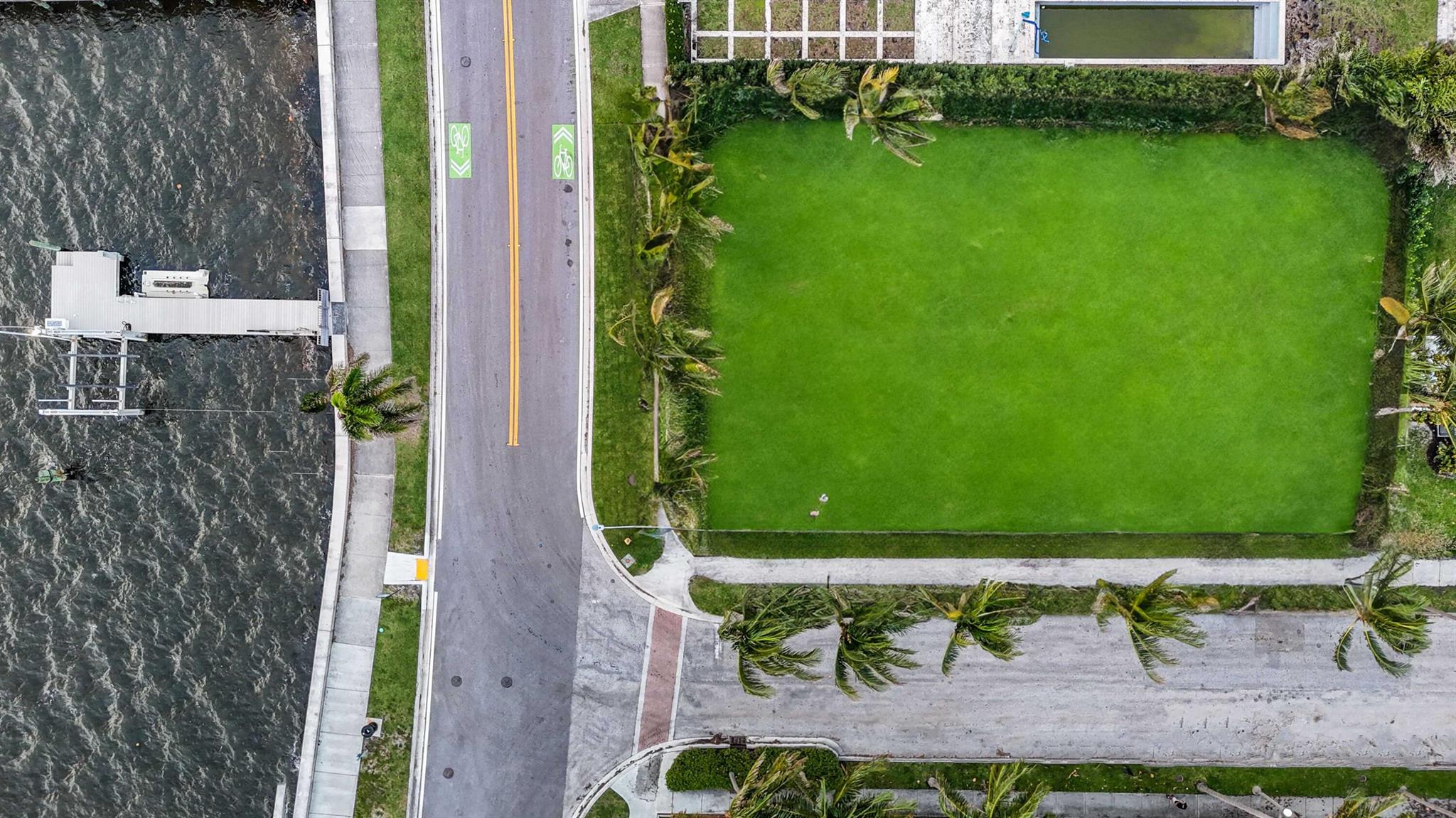 SOUTHLAND PARK - Land