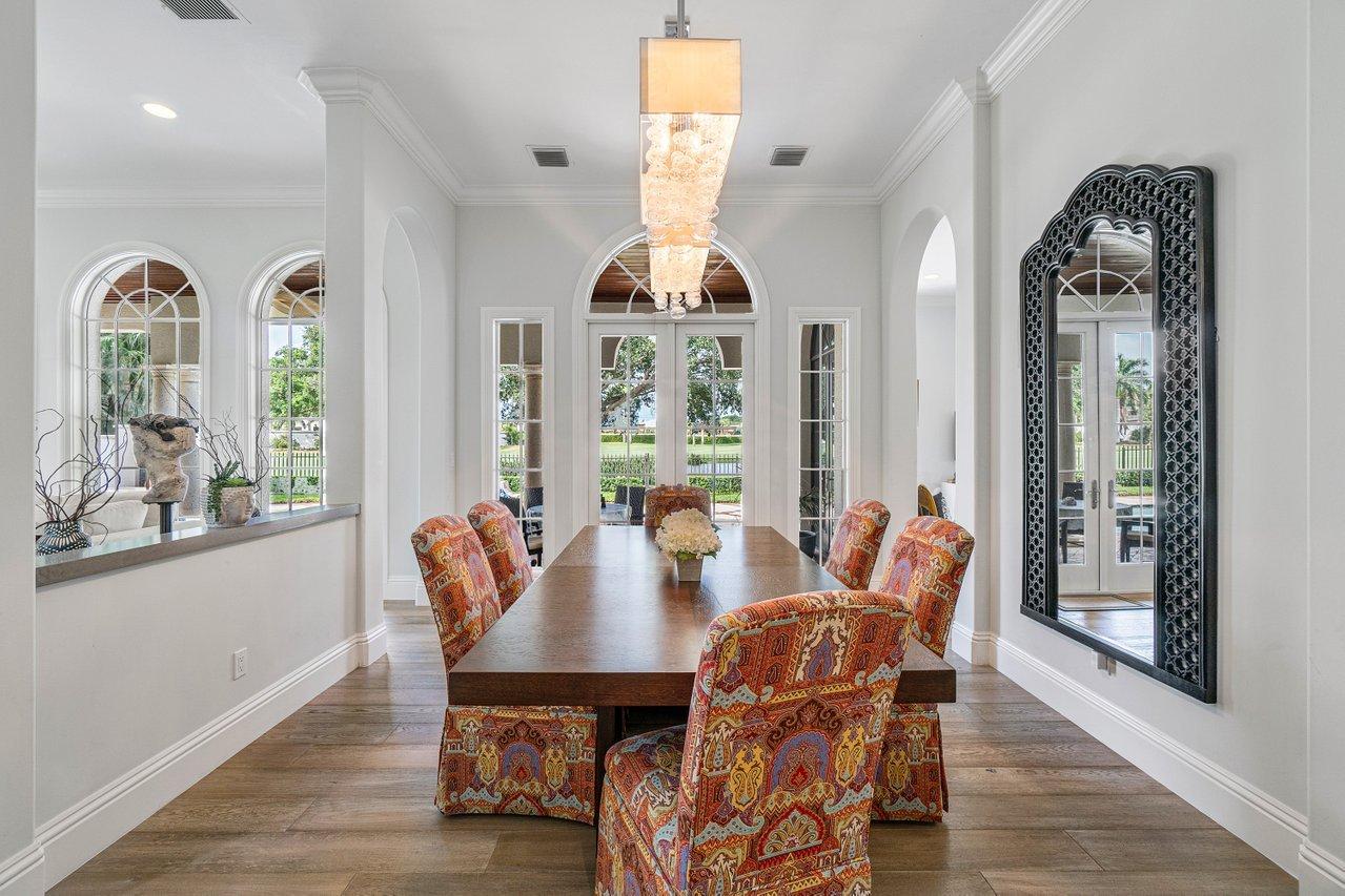 ROYAL PALM YACHT & COUNTRY CLUB - Residential