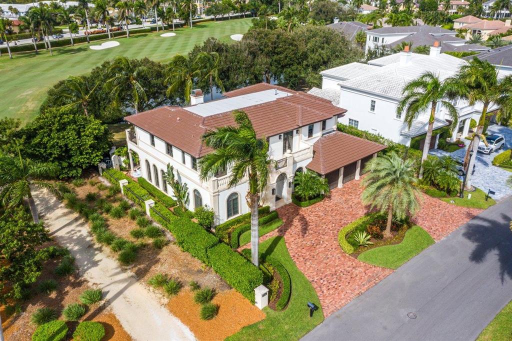 ROYAL PALM YACHT & COUNTRY CLUB - Residential