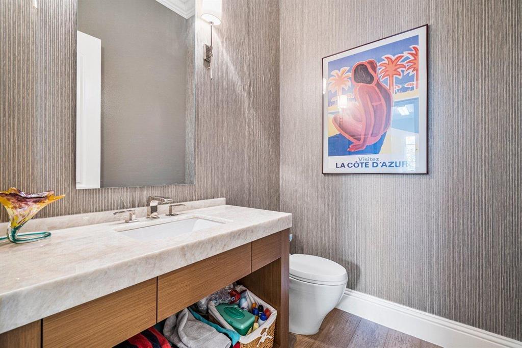 ROYAL PALM YACHT & COUNTRY CLUB - Residential