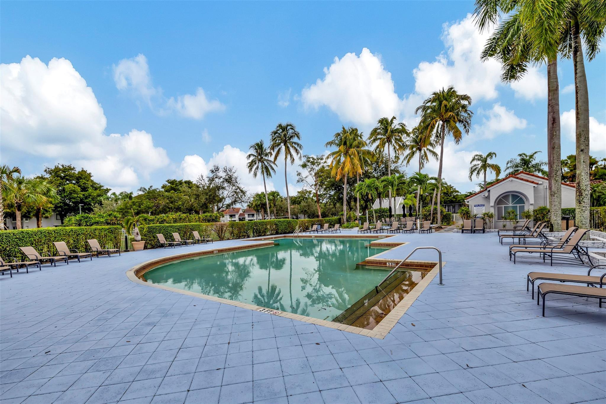 Coco Parc - Residential