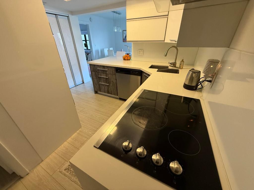 Photo of 330 SE 20th Avenue #306, Deerfield Beach, FL 33441 (MLS # R11045694)