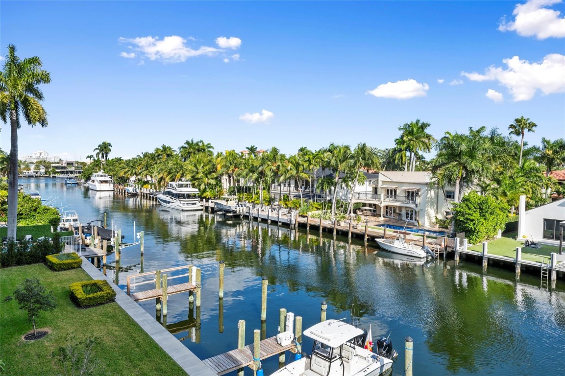 160 Isle Of Venice Drive 302