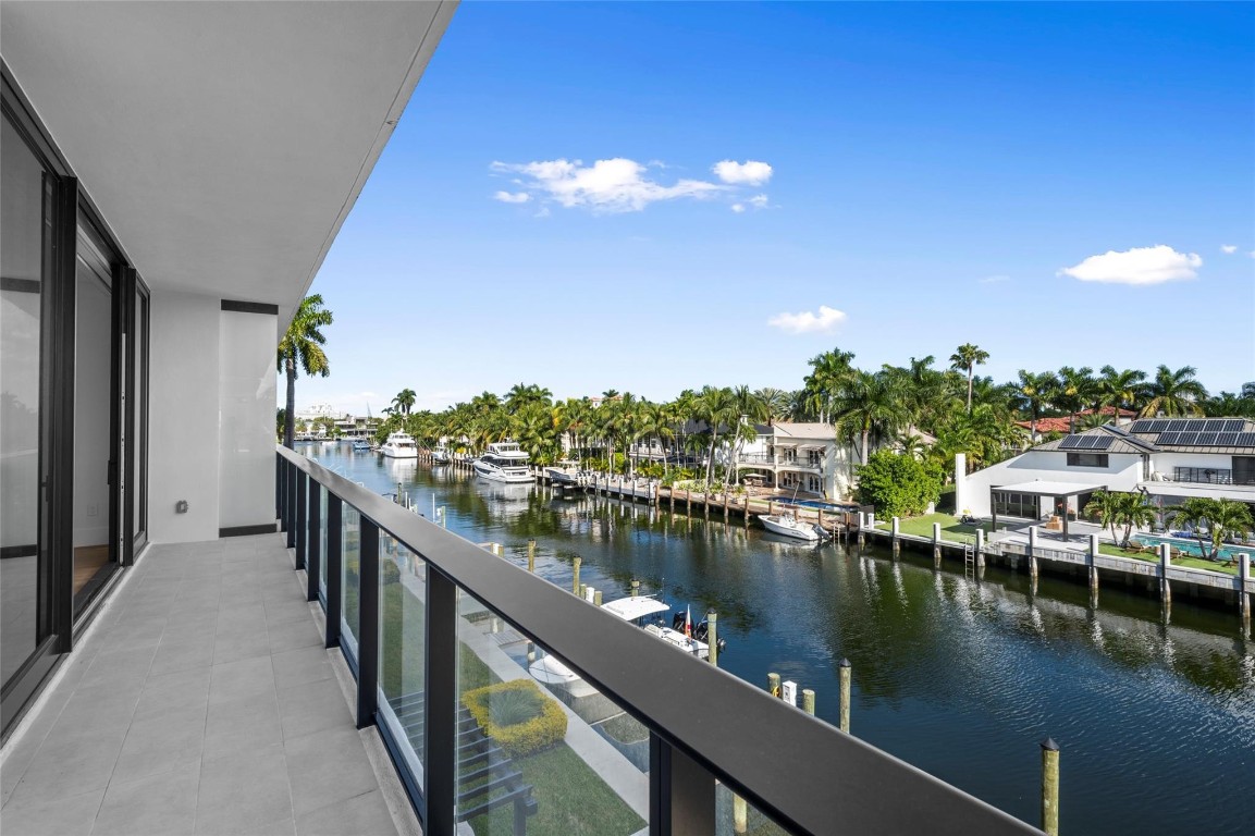 160 Isle Of Venice Drive 302