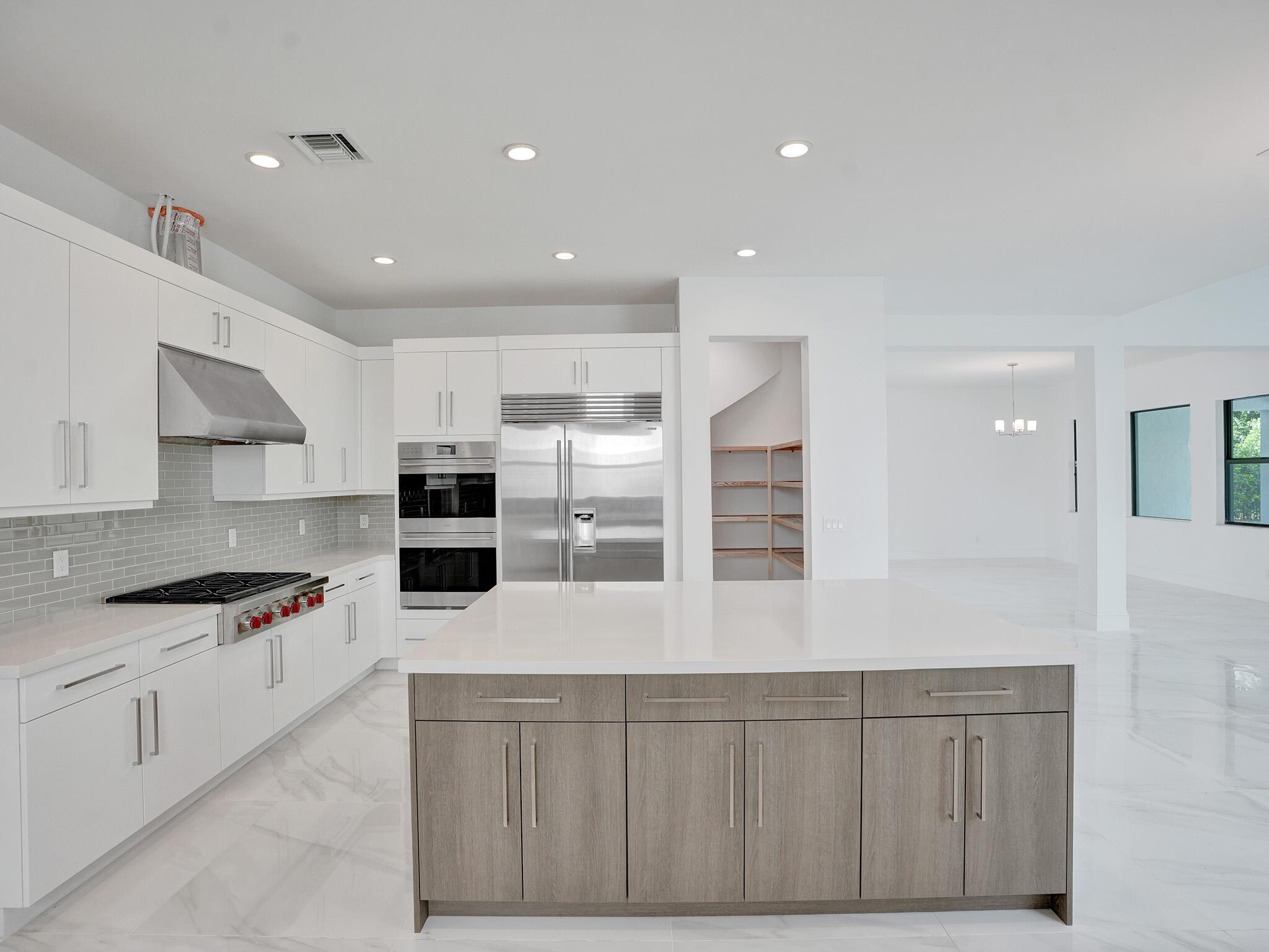 ROYAL PALM POLO - Residential