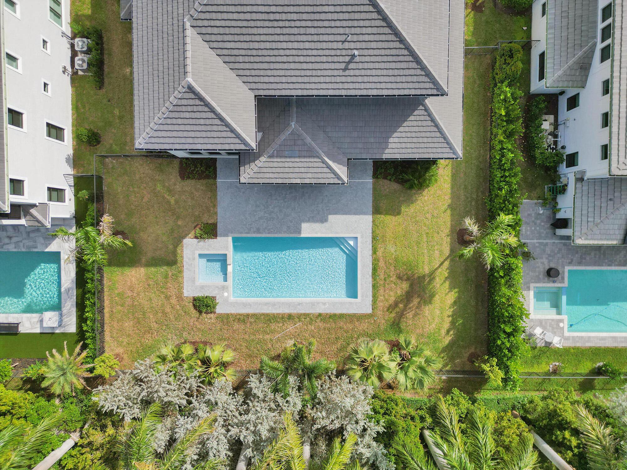 ROYAL PALM POLO - Residential