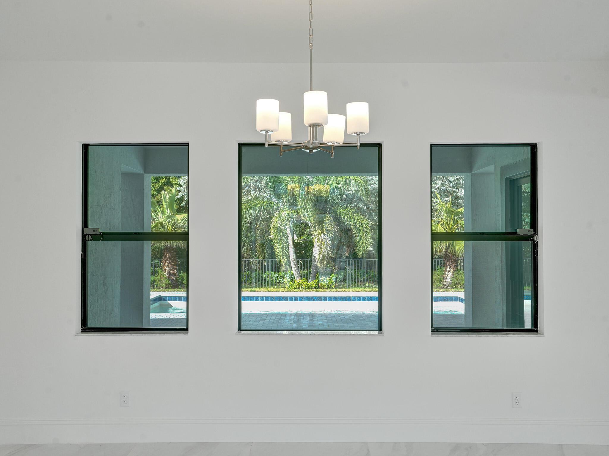 ROYAL PALM POLO - Residential