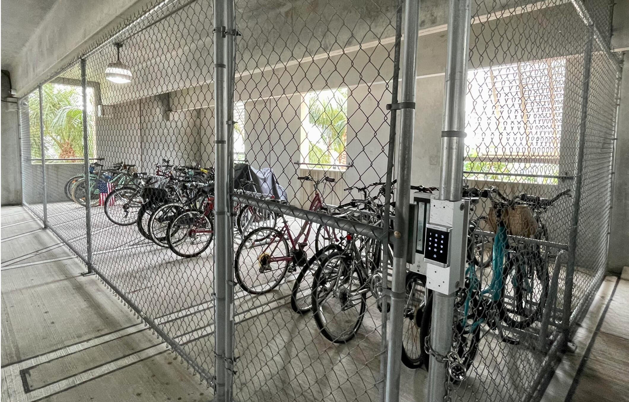 MONTECITO PALM BEACH CONDO - Residential