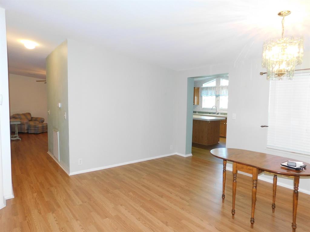 TROPICAL ISLES - Residential