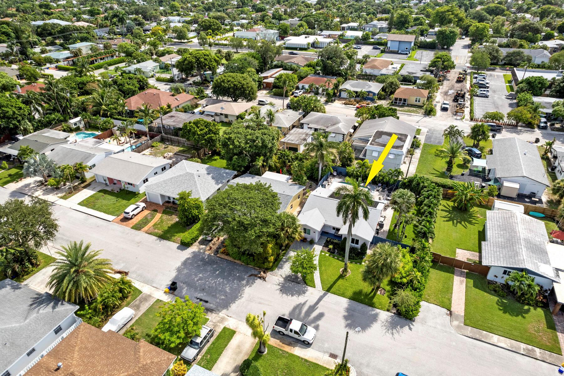 NORTH LAKE WORTH - Residential
