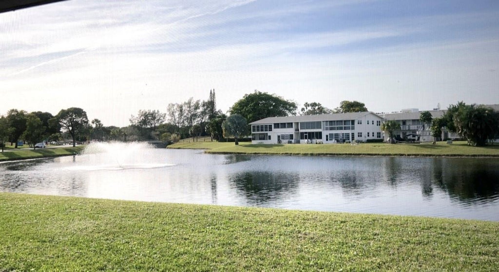 Photo of 598 Durham V Durham #598, Deerfield Beach, FL 33442 (MLS # F10483037)