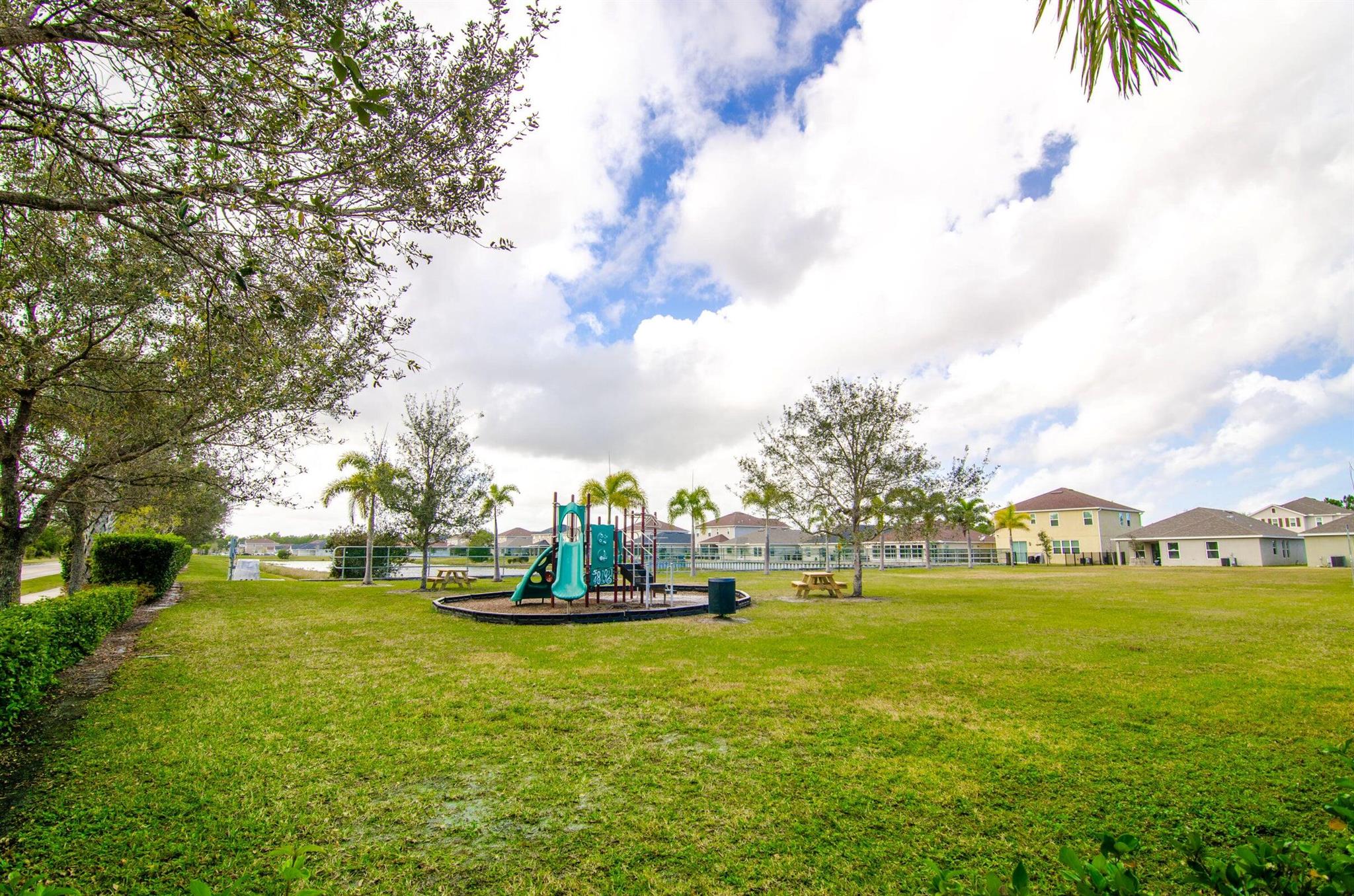 PINE TRACE - Residential Lease