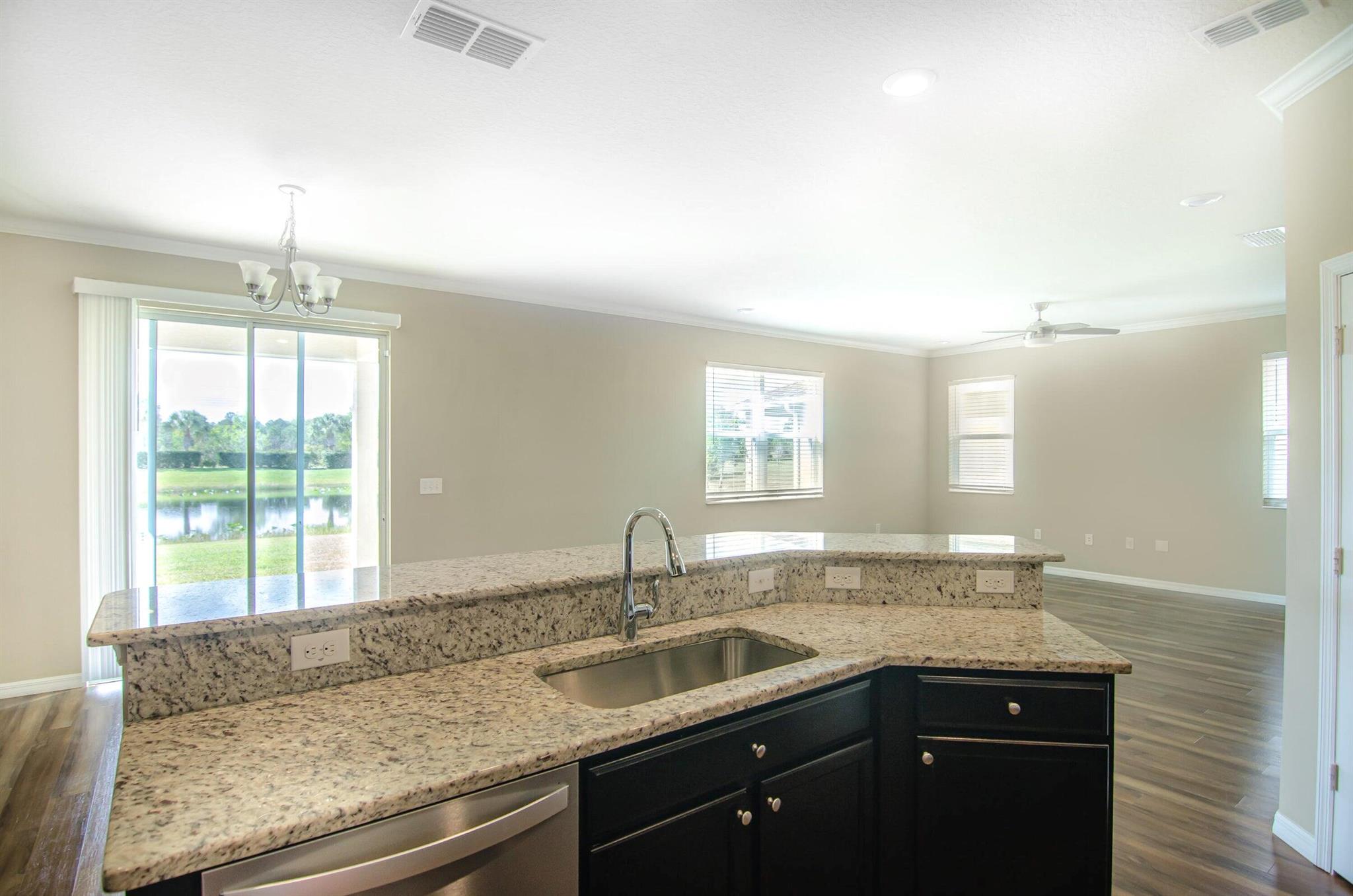 PINE TRACE - Residential Lease