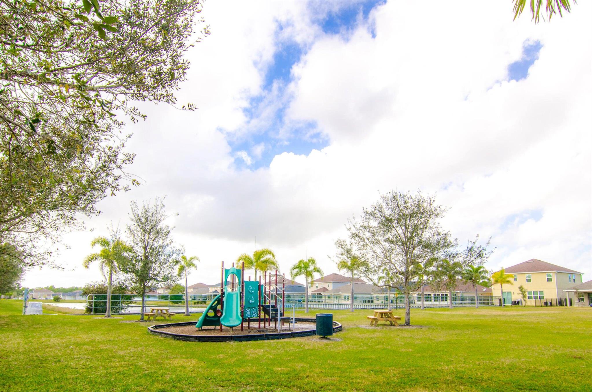 PINE TRACE - Residential Lease