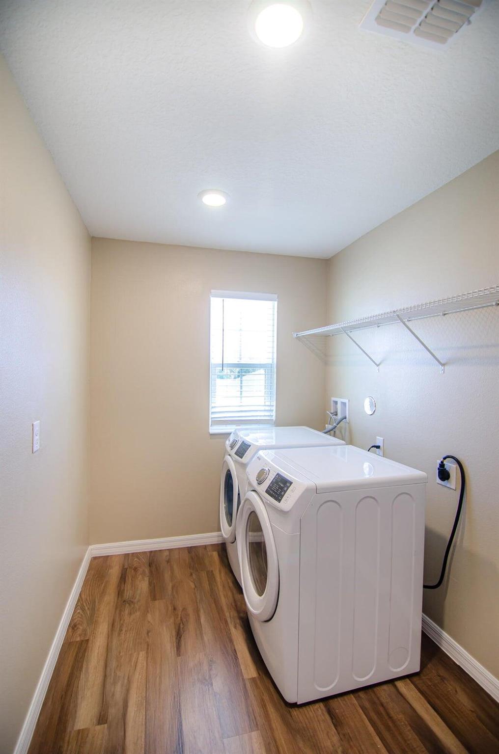 PINE TRACE - Residential Lease