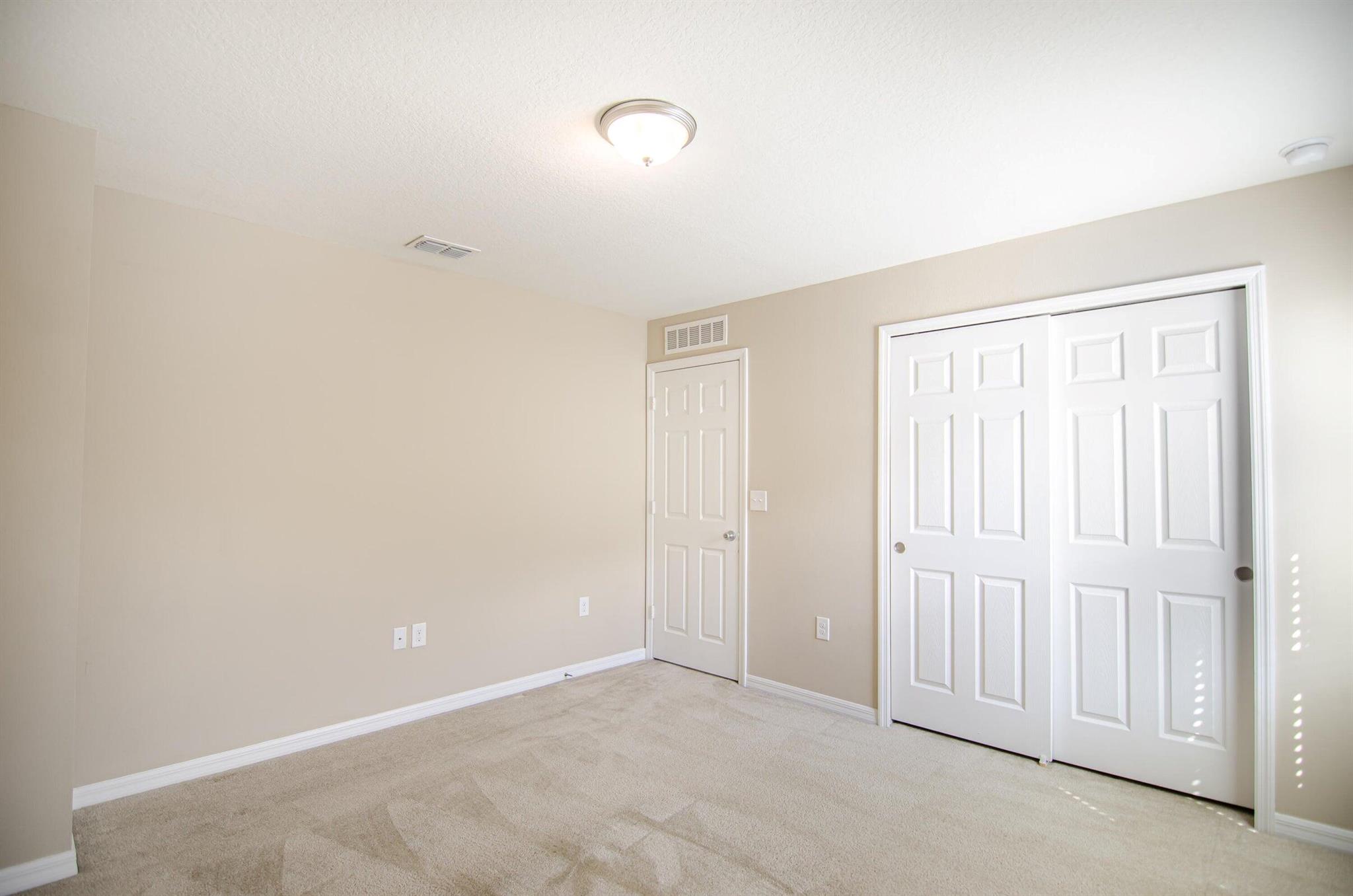 PINE TRACE - Residential Lease