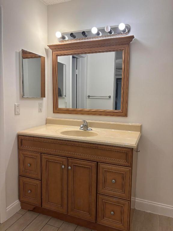 KARANDA VILLAGE VI-A CONDO - Residential Lease