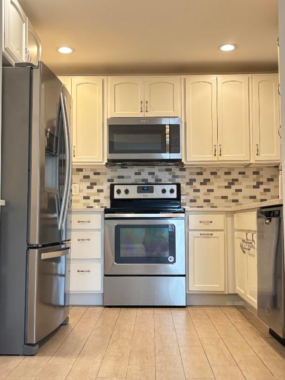 KARANDA VILLAGE VI-A CONDO - Residential Lease