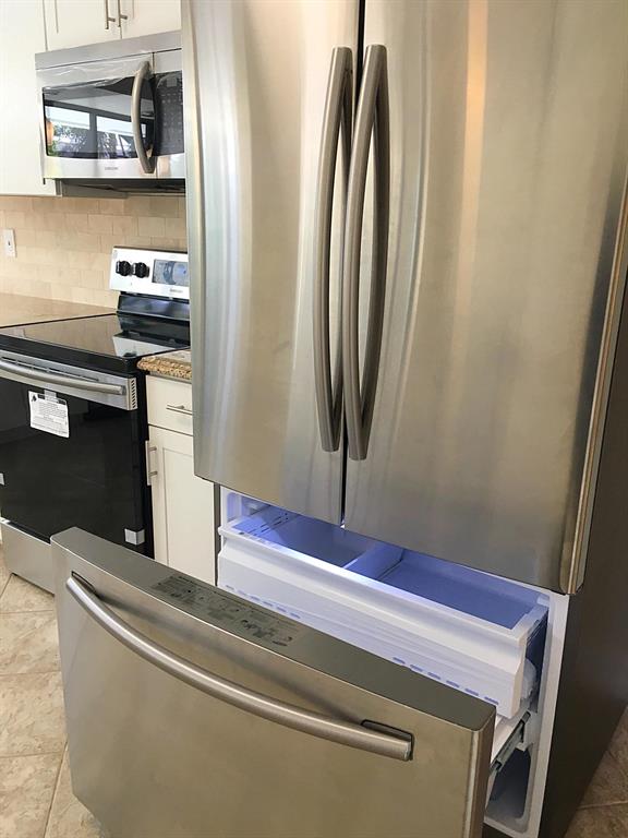 PORT ST LUCIE SECTION 18 - Residential