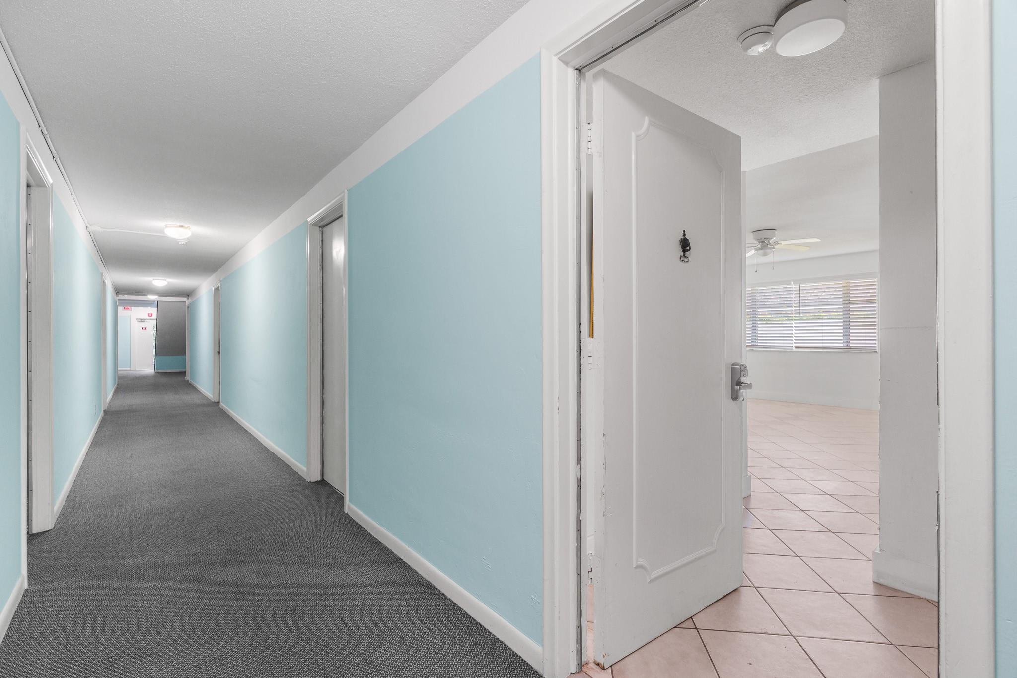 VIRGINIAN APTS - Residential