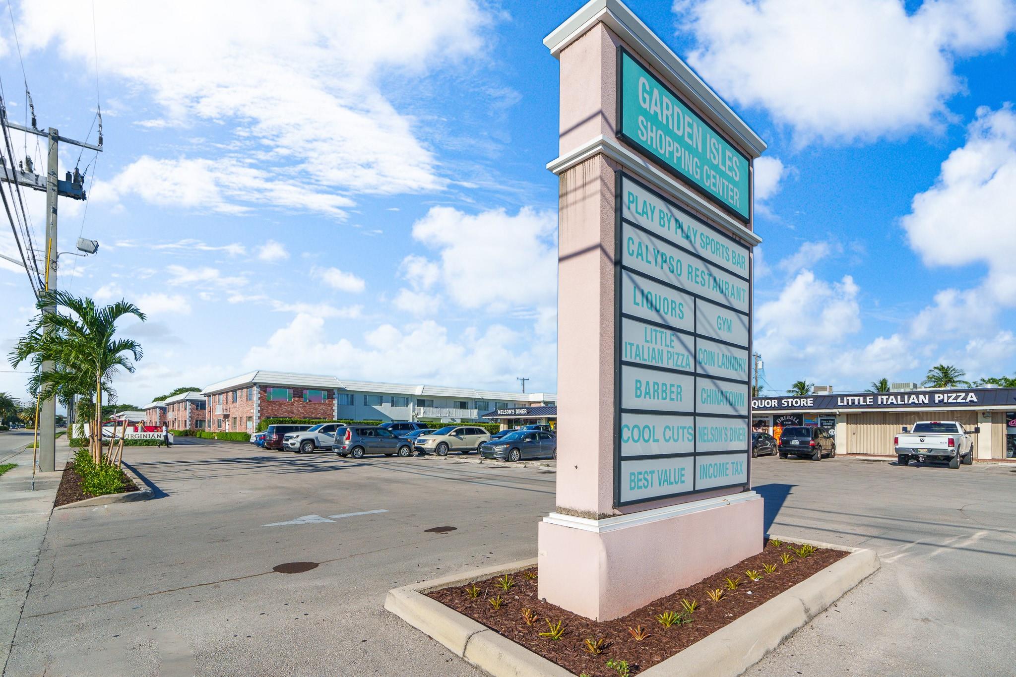 VIRGINIAN APTS - Residential