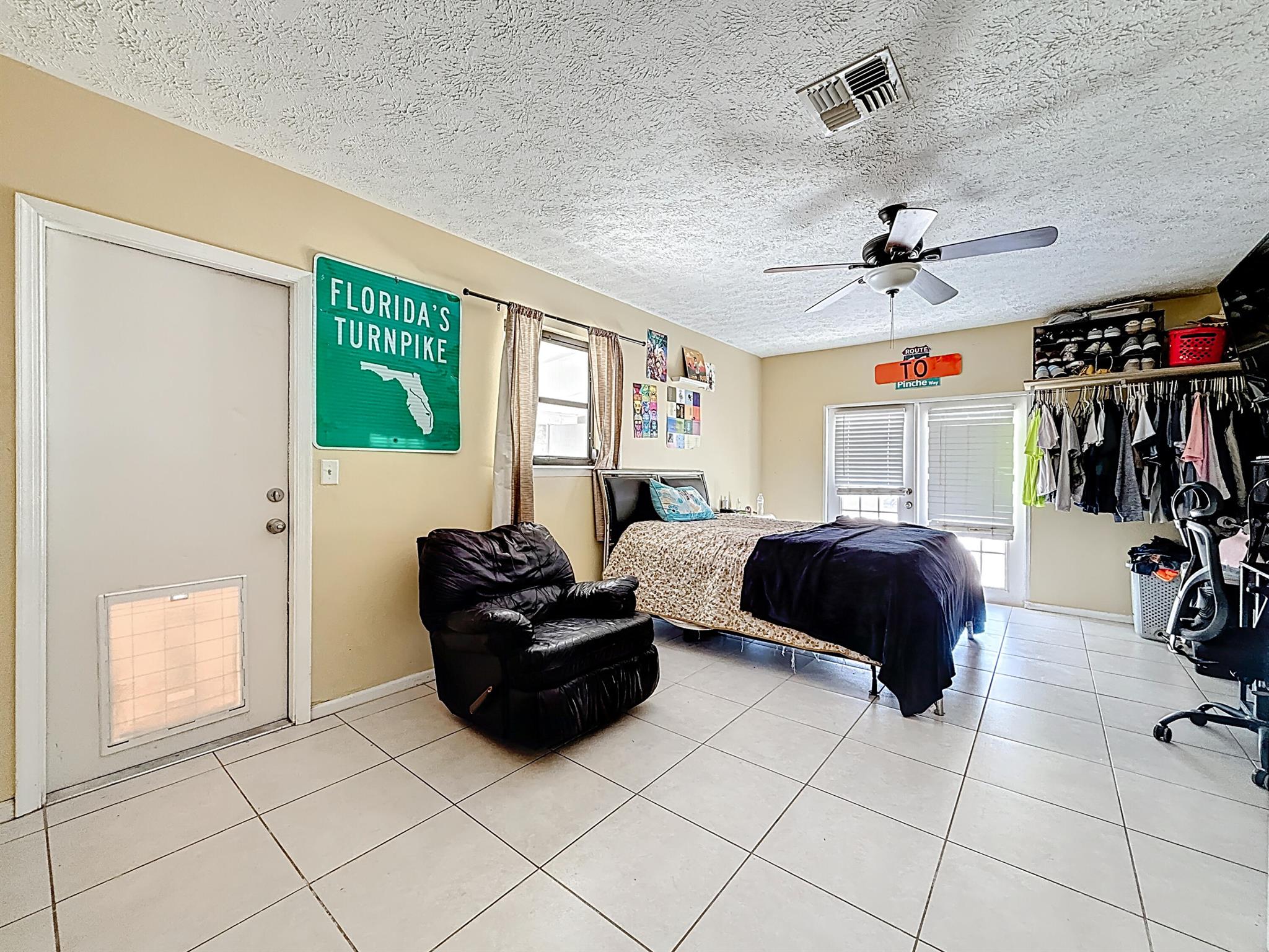 PORT ST LUCIE SECTION 27 - Residential