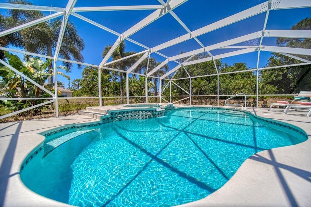 Photo of 162 SW Ridgecrest Drive, Port Saint Lucie, FL 34953 (MLS # R11080036)