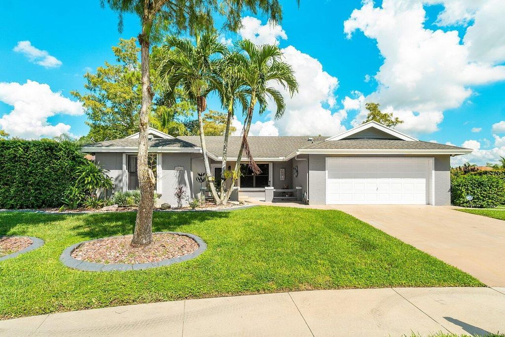 Photo of 13612 Firewood Court, Wellington, FL 33414 (MLS # R10922176)