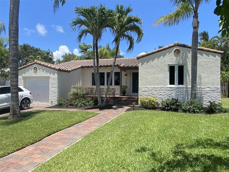 Charming and beautifully updated 2 bedroom, 2bathroom home in sought after Victoria Park! Features include a spacious family room, high ceilings in the living area, and a private fenced yard with a lovely patio, perfect for relaxing or entertaining. Enjoy the convenience of a 1-car garage and a prime location just minutes from Downtown Fort Lauderdale, Las Olas Boulevard, and the beach.