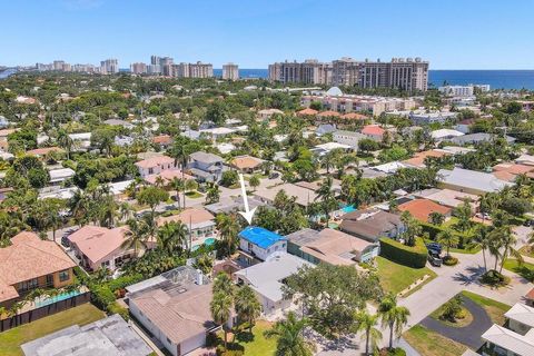 A home in Lauderdale By The Sea