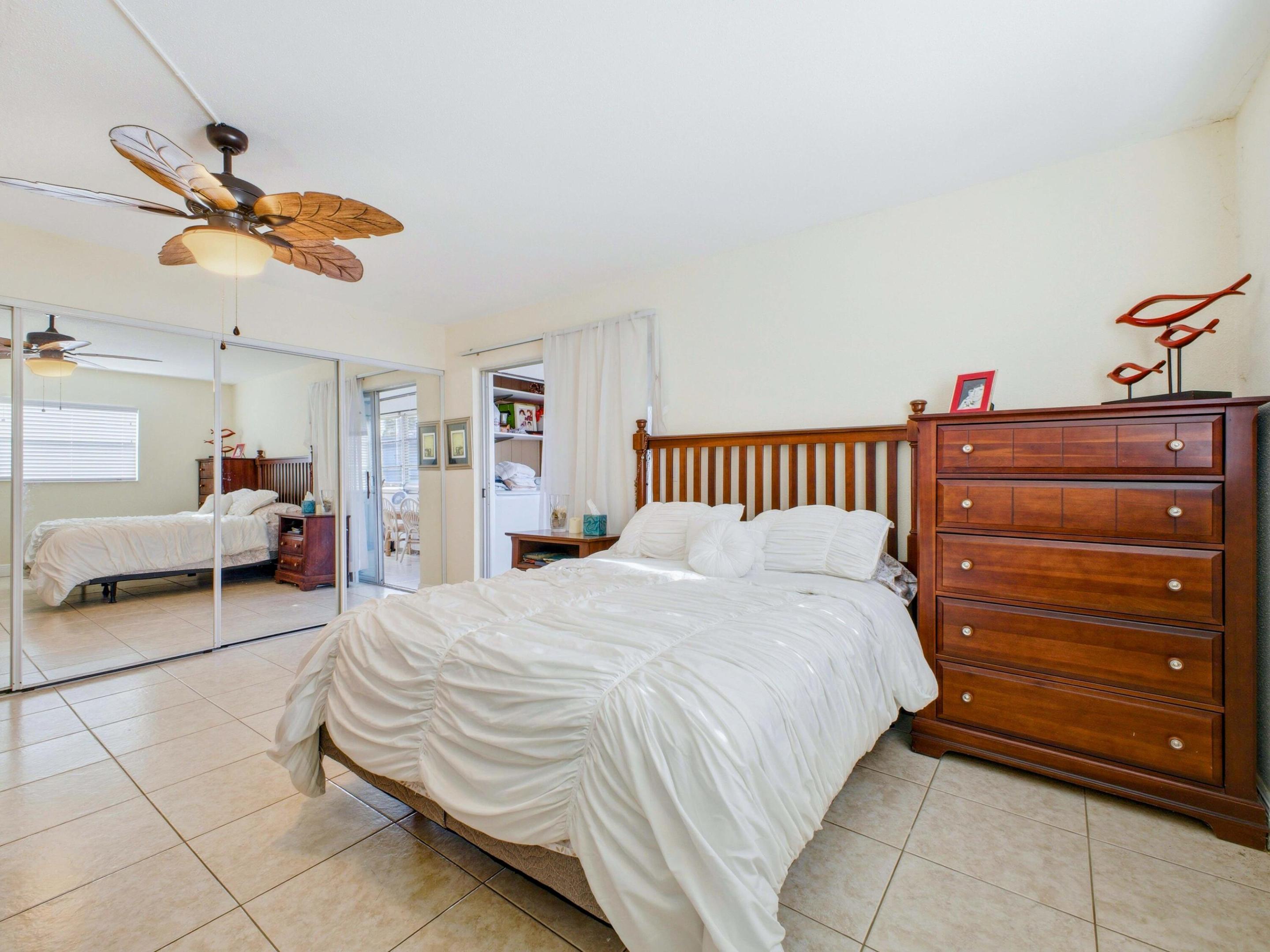 KINGS POINT BRITTANY CONDOS - Residential
