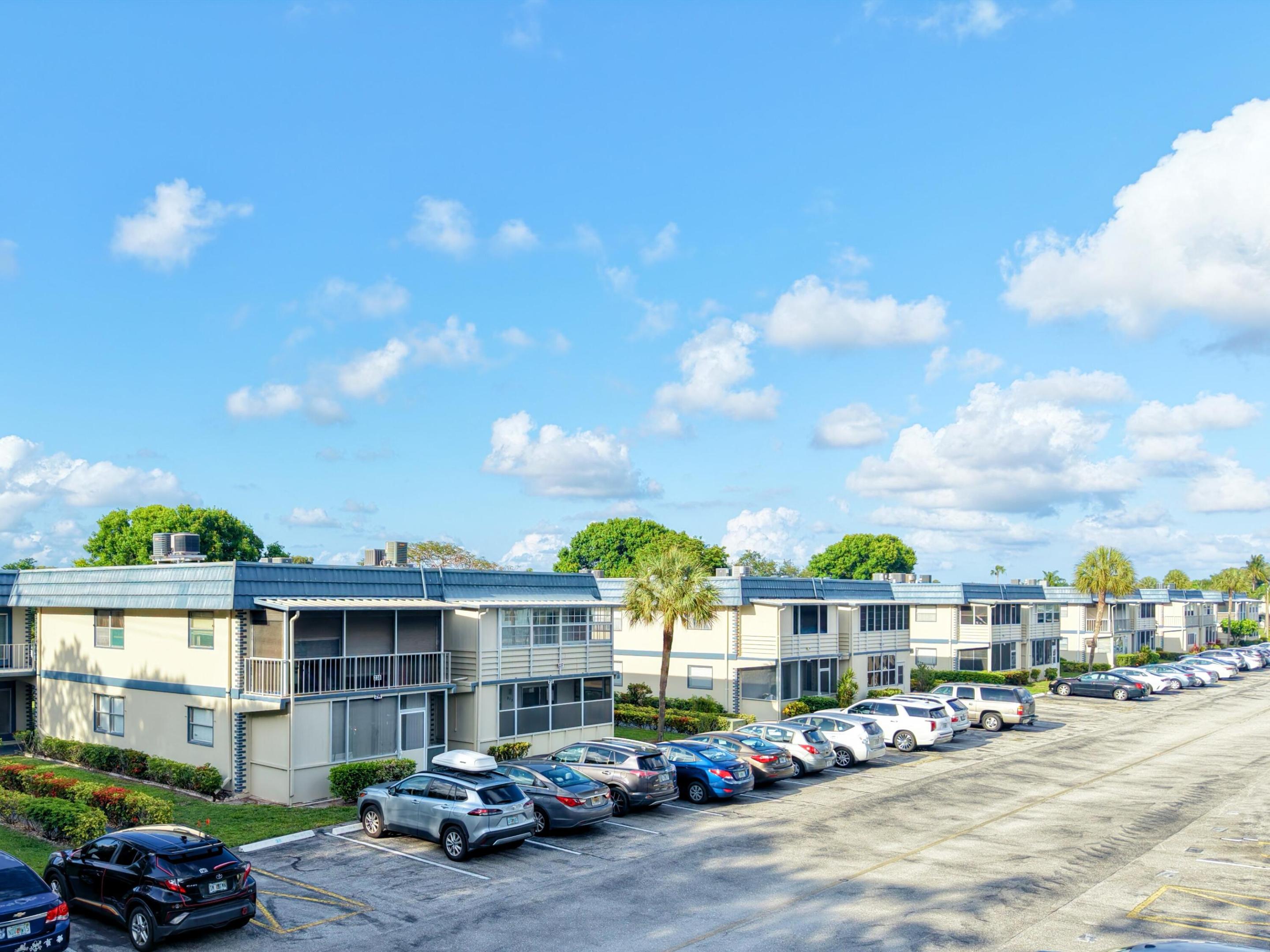 KINGS POINT BRITTANY CONDOS - Residential