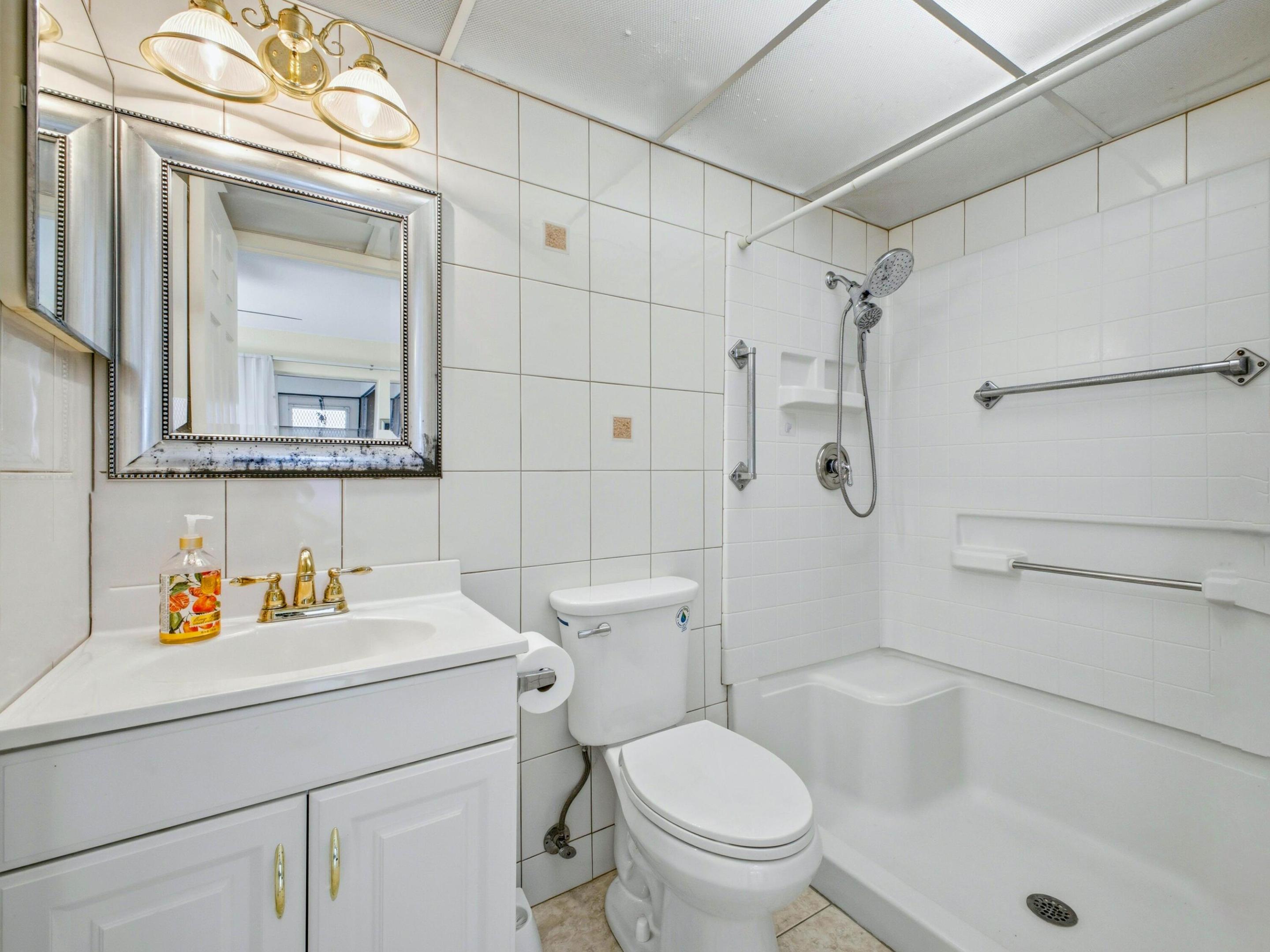 KINGS POINT BRITTANY CONDOS - Residential