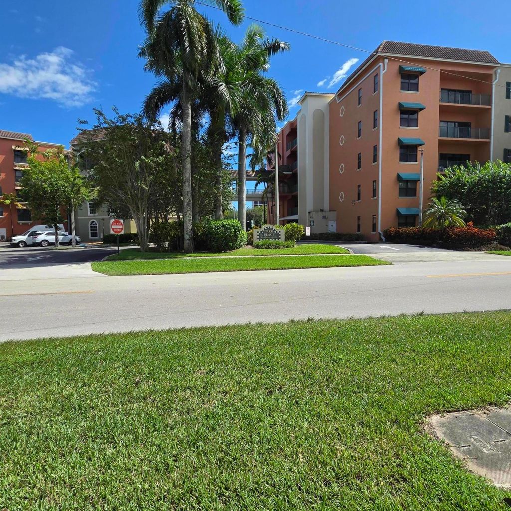 Photo of 1640 Presidential Way, West Palm Beach, FL 33401 (MLS # B26032427)