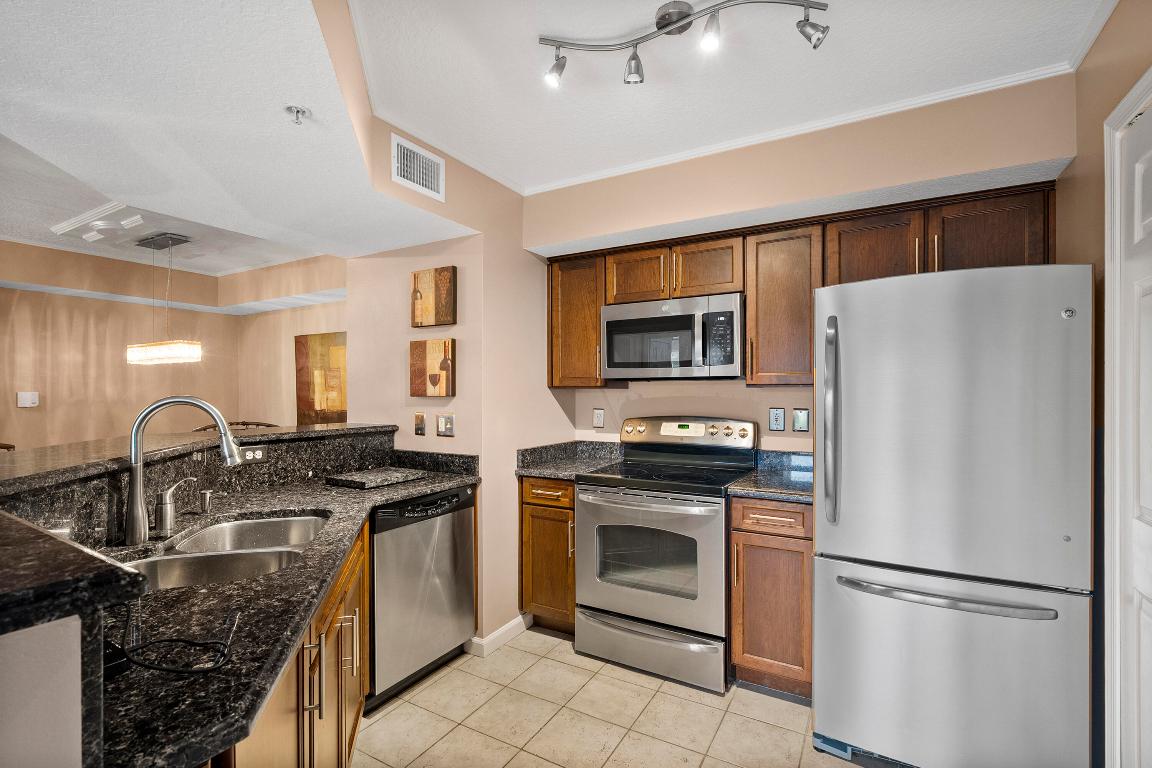 PORTOFINO AT JENSEN BEACH CONDO - Residential