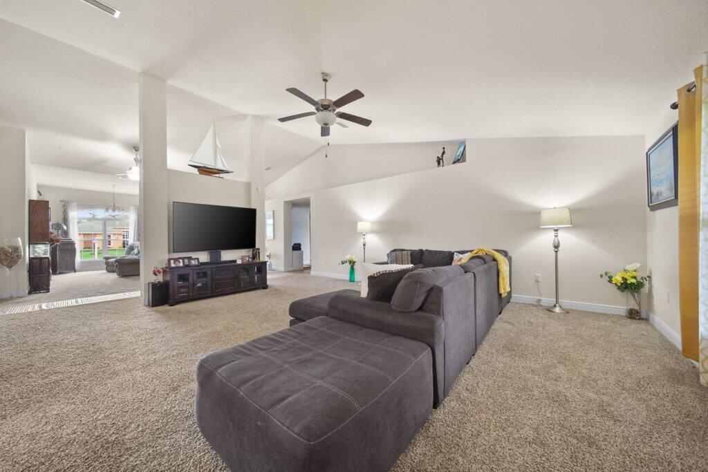 PORT ST LUCIE SECTION 13 - Residential