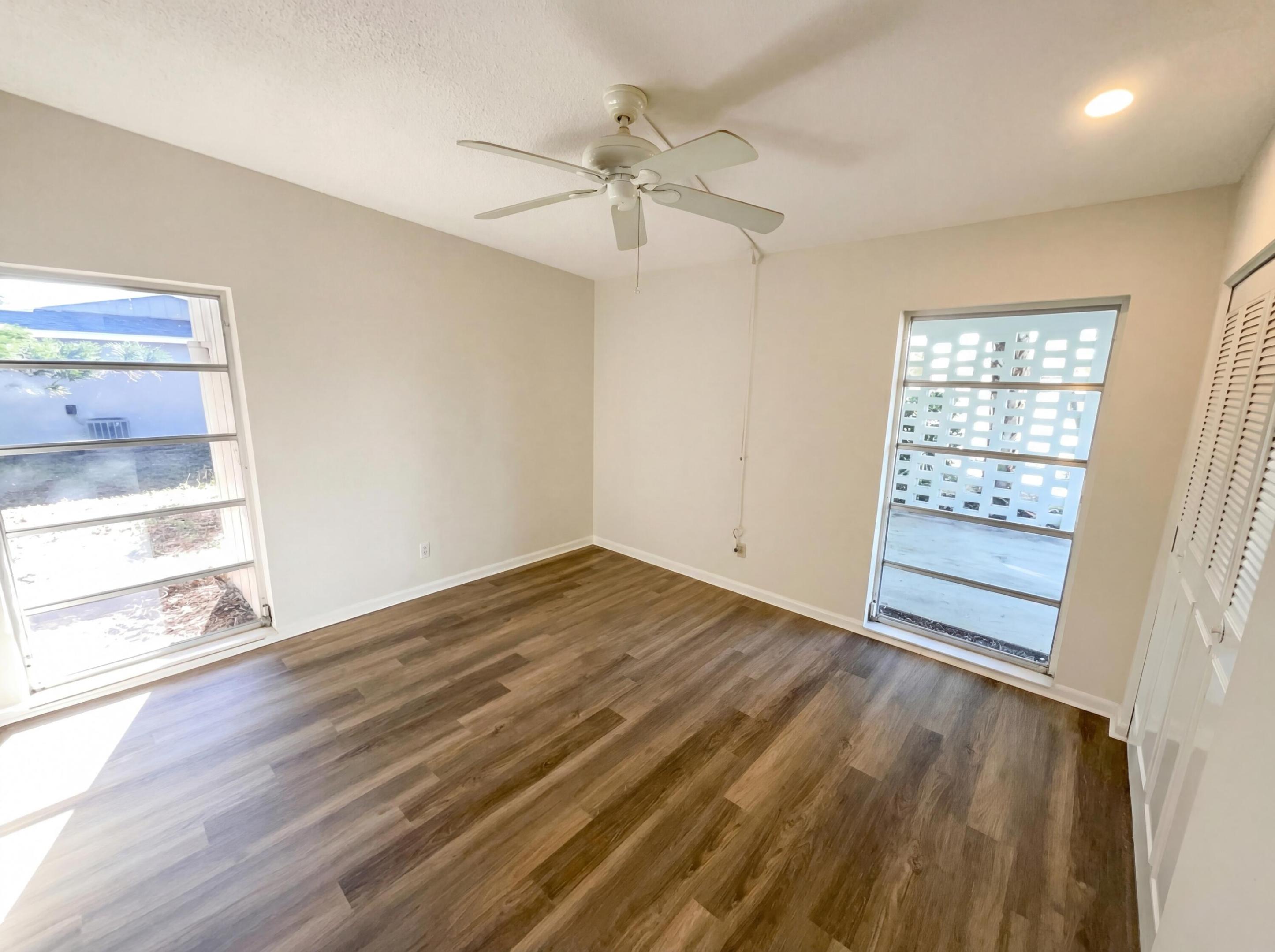 RIVER PARK UNIT 7 - Residential